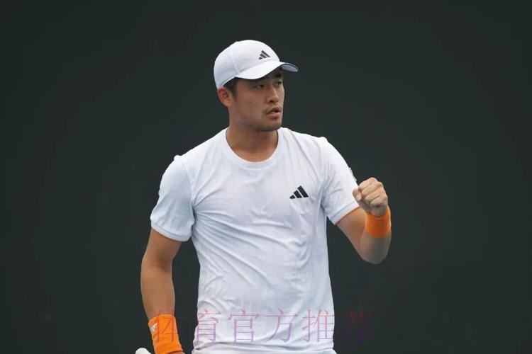 吴易昺晋级澳网男单正赛 吴易昺晋级澳网男单正赛